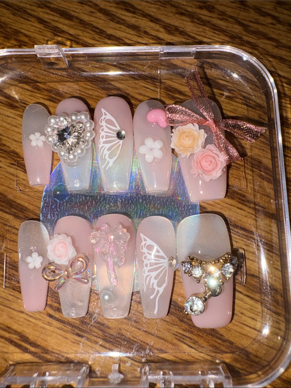Elegant Pink Floral Press-On Nails with Pearls & Rhinestones